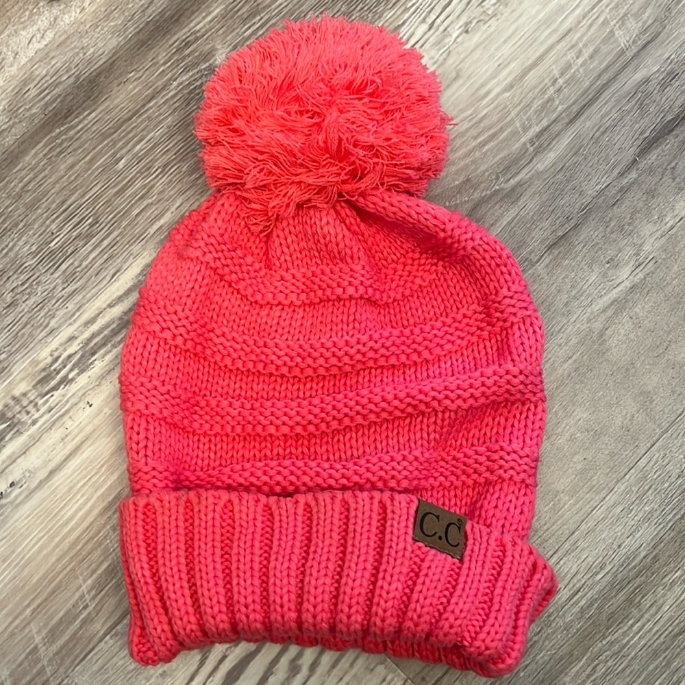 CC Pink slouchy knit beanie with Pom - Picture 3 of 5